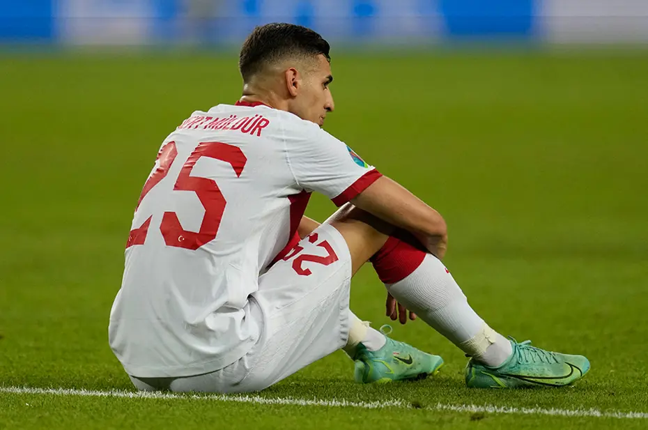 Galatasaray ile anlaştığı yazılmıştı: Mert Müldür transferinde yeni gelişme - 5