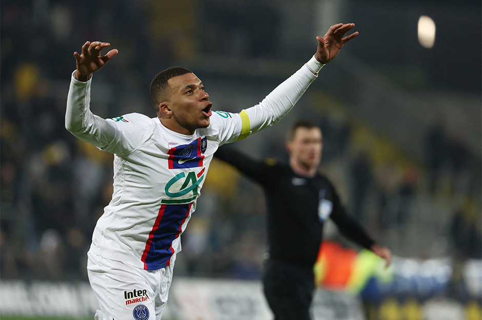 Mbappe tarihe geçti, PSG kupada farklı turladı