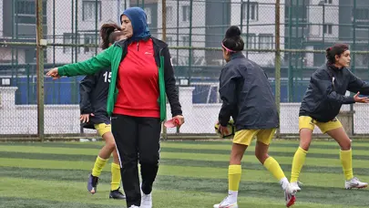 Azize Ay, teknik direktörlük kariyerindeki ilk maçında 9-0 galip