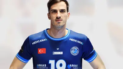 Arkas Spor'da 6 ayrılık birden