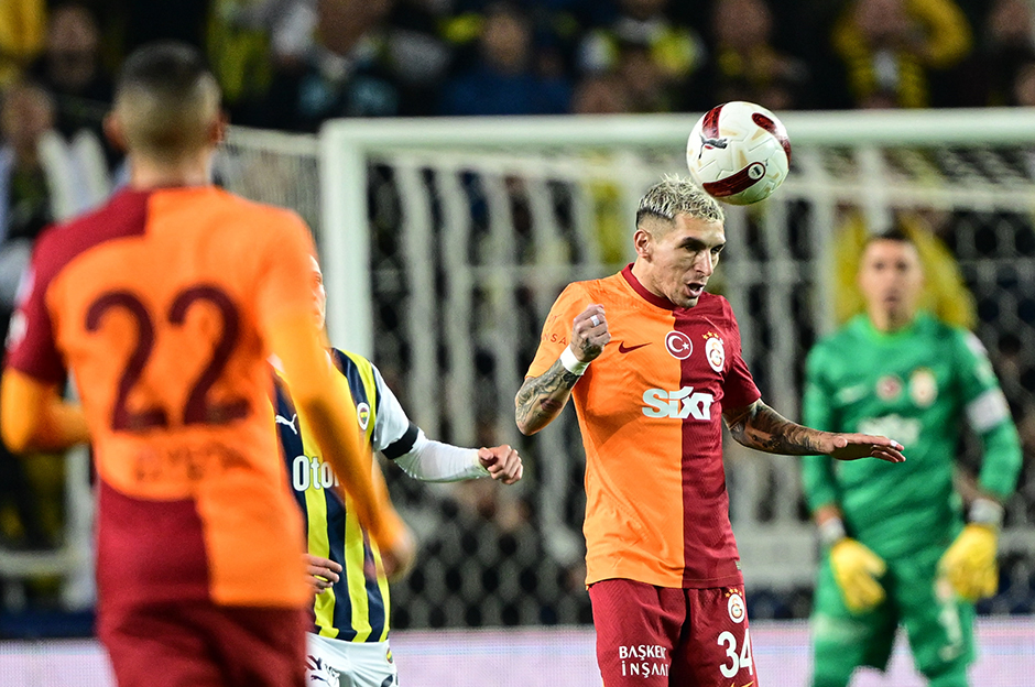 Galatasaray'dan Kadıköy'de dikkat çeken performans