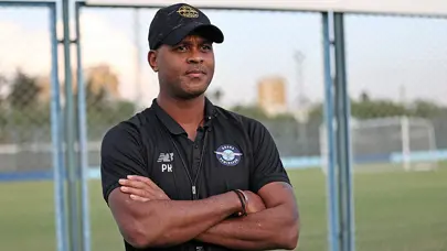 Patrick Kluivert'tan Trabzonspor açıklaması