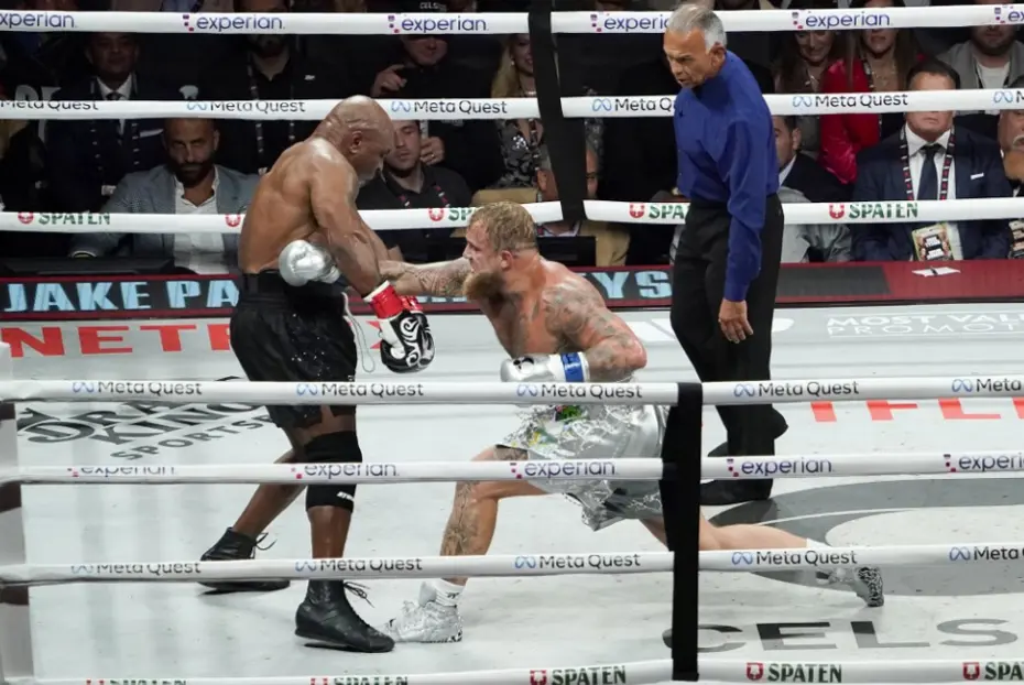 Mike Tyson-Jake Paul maçıyla ilgili flaş iddia: Herkesin gözü önündeki detayı eski boksör fark etti - 8