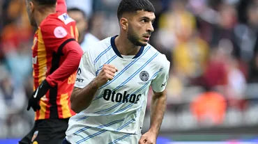 Ligde ilk kez 11'de sahaya çıkan Oğuz Aydın'dan ilk yarıda duble