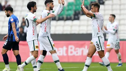Konyaspor tur biletini 3 golle aldı