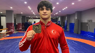 Alperen Berber: "İlk şampiyonluğumu milletime armağan ediyorum"