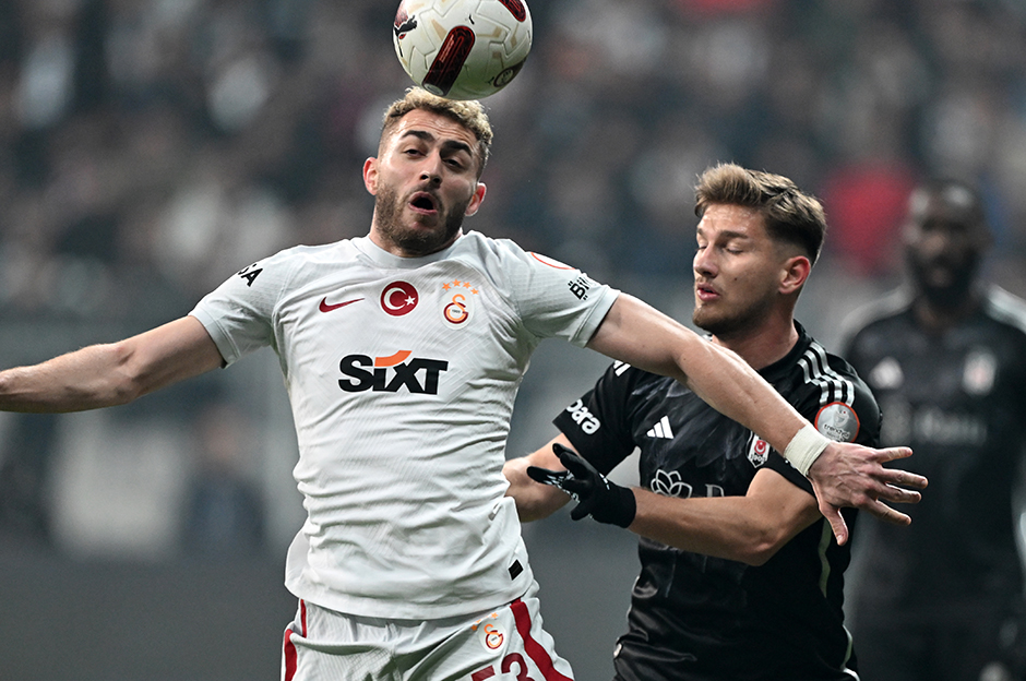 Beşiktaş, Galatasaray'a karşı Tüpraş Stadı'nda çok farklı