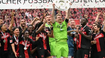 SON DAKİKA | Bayer Leverkusen'den tarihi şampiyonluk