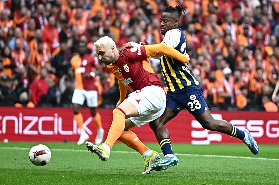 Galatasaray - Fenerbahçe derbisinde Saldanha sürprizi: RAMS Park'a geldi - 1 Galatasaray - Fenerbahçe derbisinde Saldanha sürprizi: RAMS Park'a geldi - 1