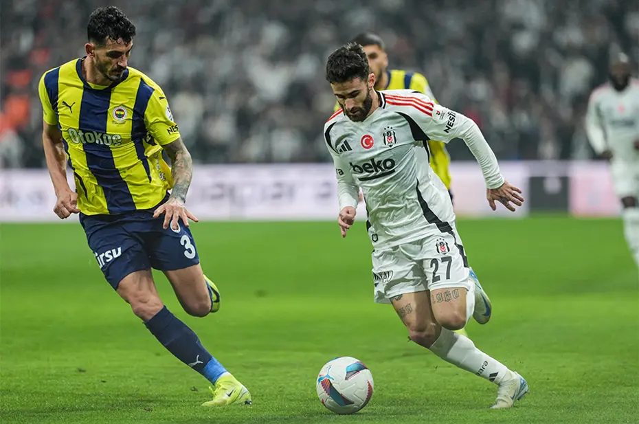 Trio'dan net yorum: Eski hakemler derbide gecenin pozisyonuna noktayı koydu - 3