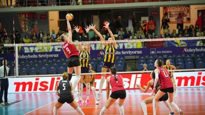 Fenerbahçe - Beşiktaş derbisine Melissa Vargas damgası