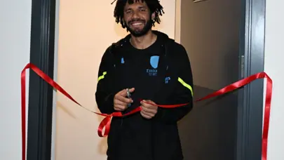 Arsenal'in stadında futbolcular için "ibadet odası" açıldı