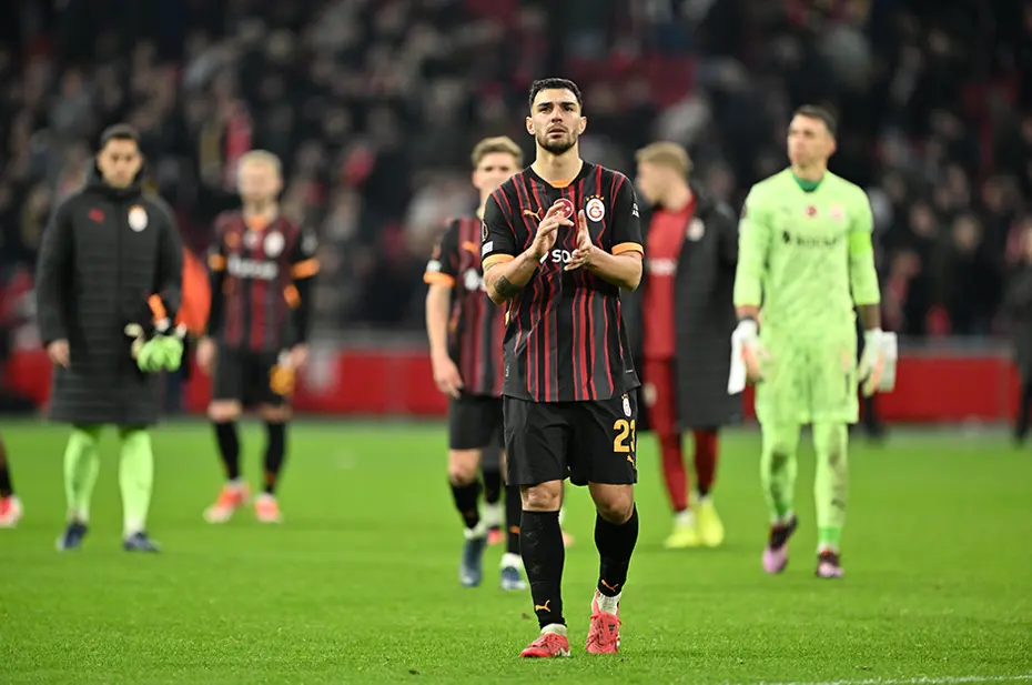 "Ali Sami Yen'in ruhu sızladı" | Spor yazarları Galatasaray için ne dedi? - 4 "Ali Sami Yen'in ruhu sızladı" | Spor yazarları Galatasaray için ne dedi? - 4