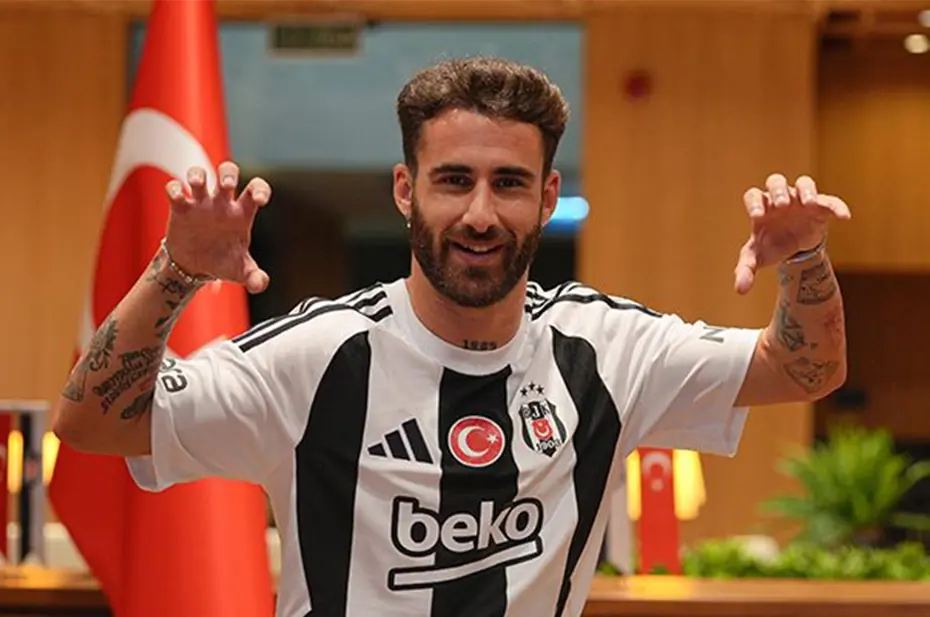Beşiktaş'ta Bronckhorst, Süper Kupa maçının ilk 11'ini büyük ölçüde belirledi - 13