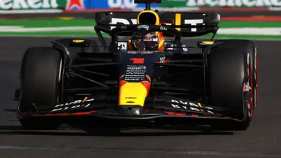 Meksika'da kazanan Max Verstappen rekorunu yeniledi