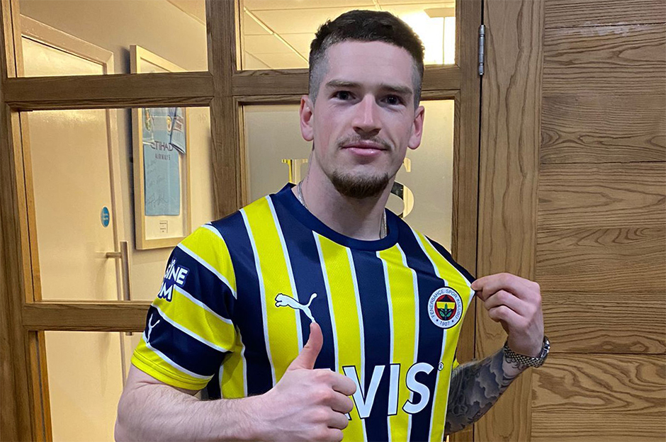 Fenerbahçe Ryan Kent transferini resmen duyurdu