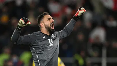 Liverpool sezonun ilk transferini açıkladı: Gelecek yıl takıma katılacak
