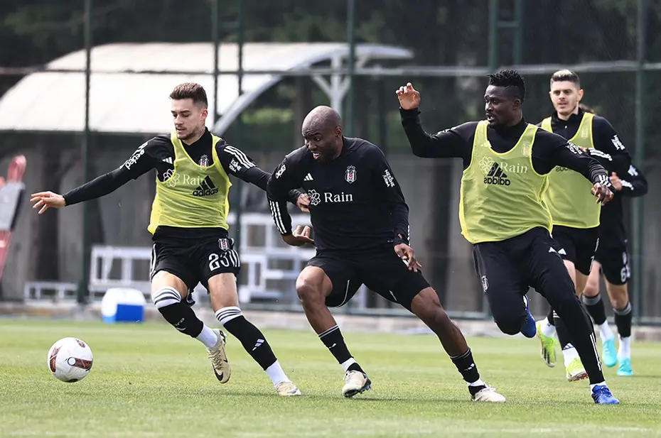 Beşiktaş'ta dev operasyon: 7 futbolcunun bileti kesildi - 3