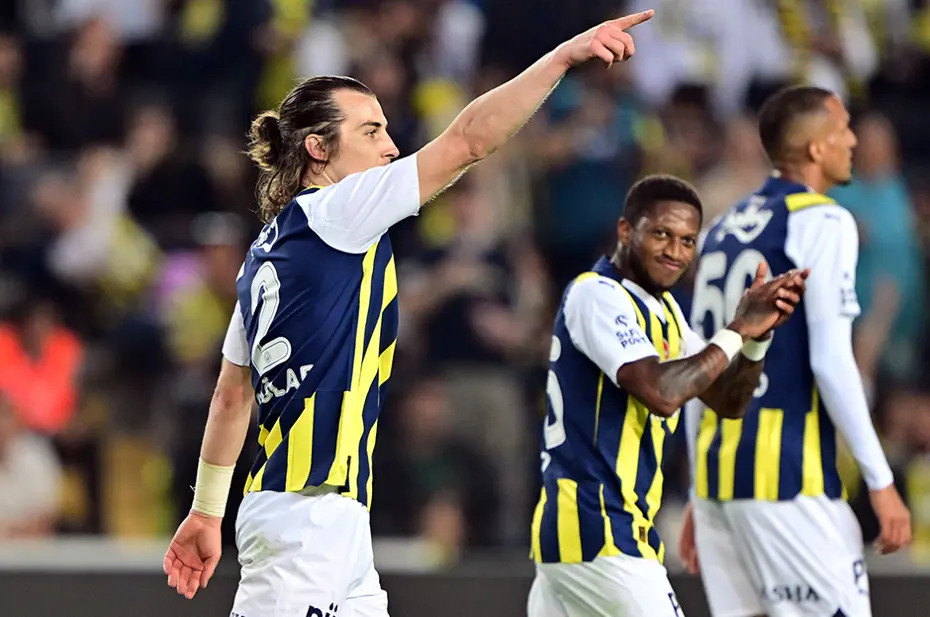 Çağlar Söyüncü Fenerbahçe'de kalacak mı? Kararını verdi - 3