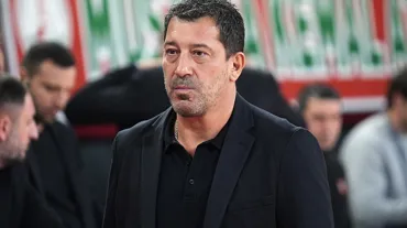 Karşıyaka'da Ufuk Sarıca istifa etti