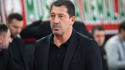 Karşıyaka'da Ufuk Sarıca istifa etti