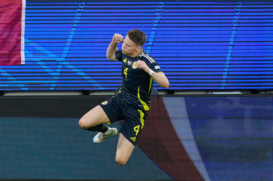 Scott McTominay transferinde Galatasaray'a rakip çıktı: Görüşmeye hazırlanıyorlar - 1 Scott McTominay transferinde Galatasaray'a rakip çıktı: Görüşmeye hazırlanıyorlar - 1