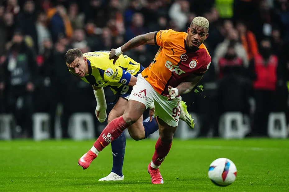 Okan Buruk'tan ilk 11'de yeni karar: Yıldız ismi kulübeye alacak - 3 Okan Buruk'tan ilk 11'de yeni karar: Yıldız ismi kulübeye alacak - 3