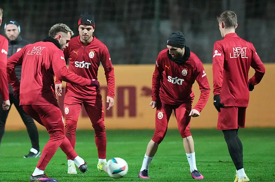 Galatasaray'da yeni bir dönem başlıyor - 6 Galatasaray'da yeni bir dönem başlıyor - 6