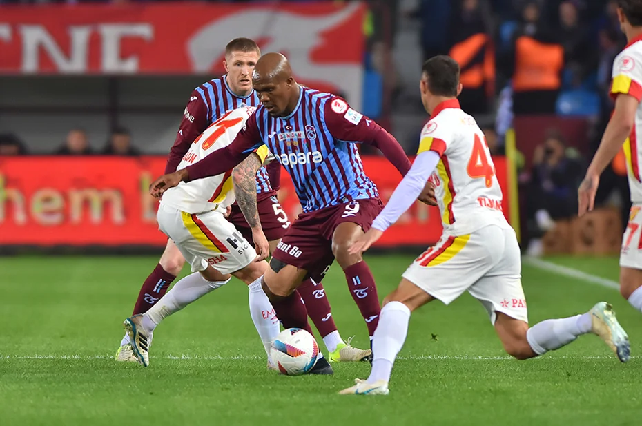 Nwakaeme, hakemle olan penaltı diyaloğunu açıkladı - 1