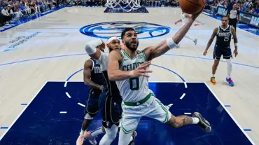 Boston Celtics adım adım şampiyonluğa: Mavericks'e yine göz açtırmadılar