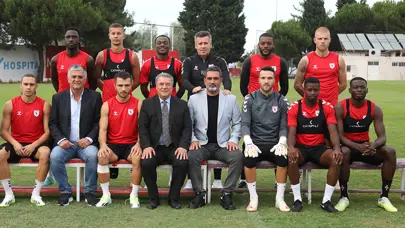 Samsunspor'dan transfer şov! 10 futbolcuyu tanıttılar