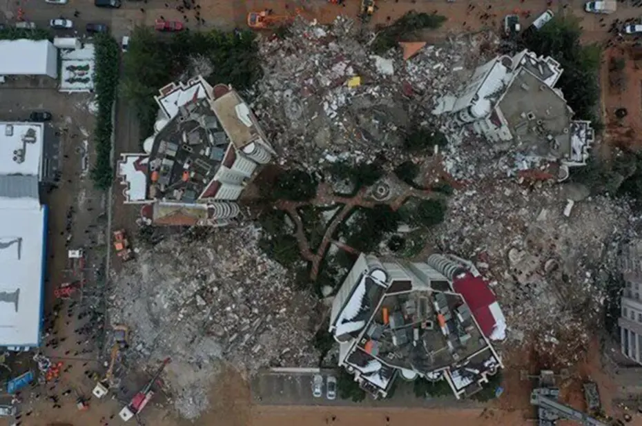 Uzmanlar açıkladı: Depremde enkaz altında ne kadar, kaç gün sağ kalınabilir? Dünyadan enkaz altında kalma süreleri... - 2 Uzmanlar açıkladı: Depremde enkaz altında ne kadar, kaç gün sağ kalınabilir? Dünyadan enkaz altında kalma süreleri... - 2