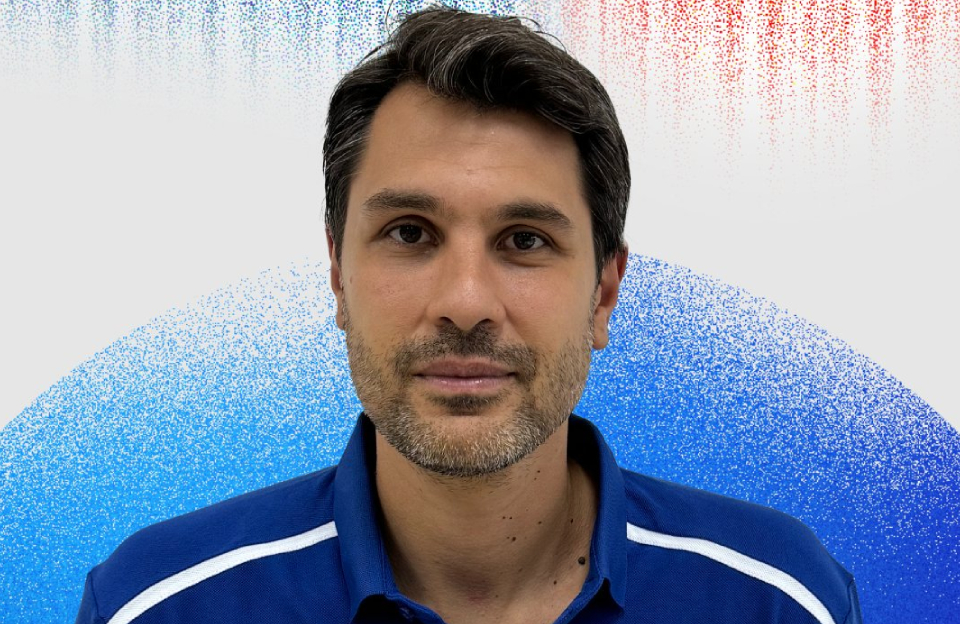 Anadolu Efes'te Genç Takım, Cenk Akyol'a emanet