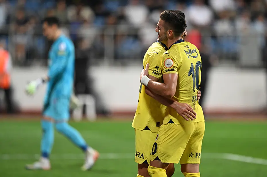 "İlk golde faul var" | Spor yazarları Fenerbahçe için ne dedi? - 5