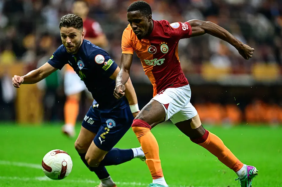 Gündeme damga vurdu; "Wilfried Zaha yanıyor" - 6