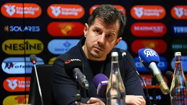 Emre Belözoğlu'ndan yenilgi sonrası Göztepe yorumu: "En büyük itici gücü taraftarı"