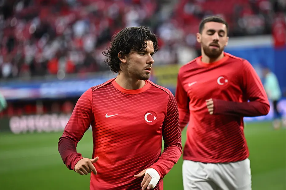 Ferdi Kadıoğlu, Mourinho'dan öğrendiği en büyük dersi açıkladı - 4