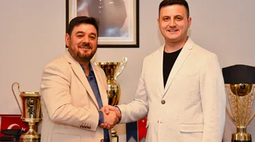 Menemen FK'da devir gerçekleşti