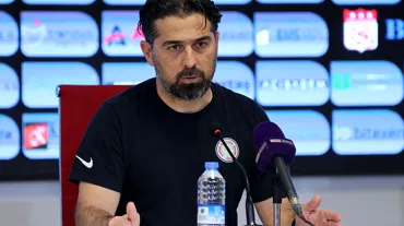 İlhan Palut: "Sıralama işlerini unutup, puan işlerine dönmeliyiz"