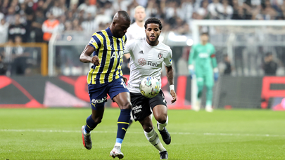 Beşiktaş, Romain Saiss ve Valentine Rosier’in fiyatını belirledi