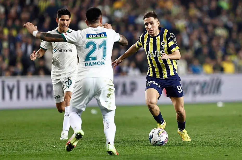 Fenerbahçe ile anlaşma tamam: Emre Mor'un yeni adresi - 6