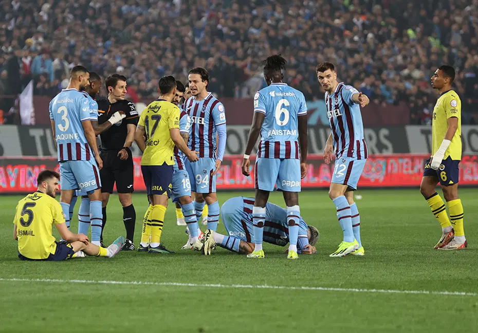 Fenerbahçe'ye galibiyeti getiren golden önce faul var mı? Trio ekibi yorumladı - 5