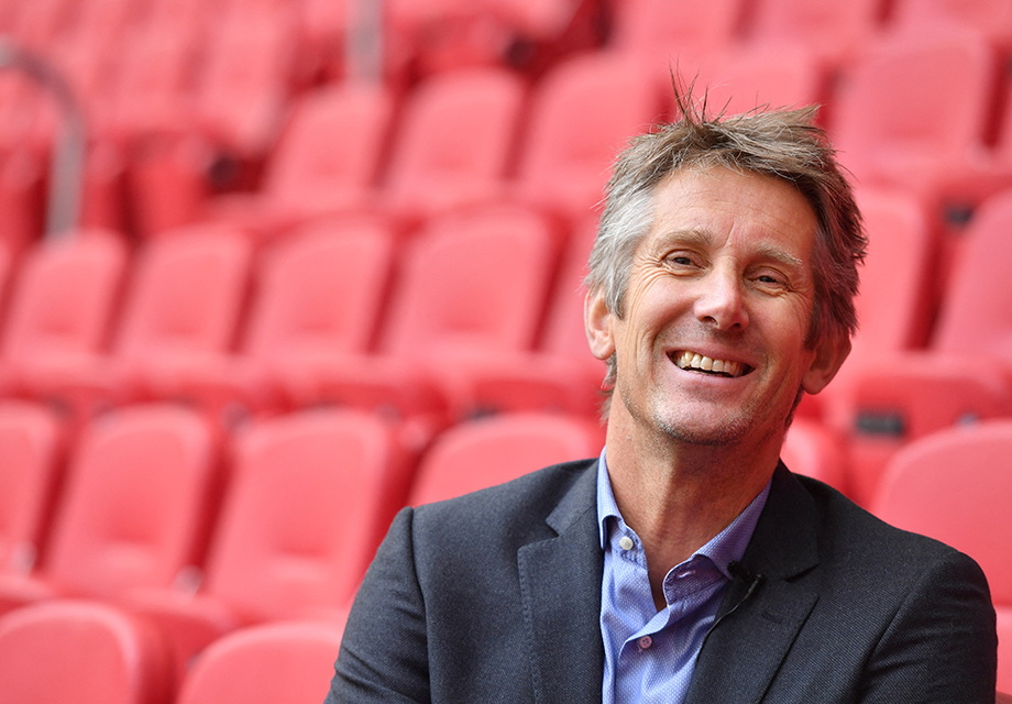 Edwin van der Sar'dan üzen haber: Yoğun bakıma alındı