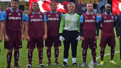 Trabzon'da "Efsanelerle Yeniden Futbol Turnuvası" başladı