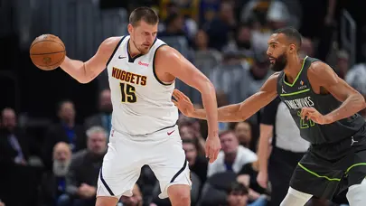 İki uzatmaya giden maçta Nikola Jokic'ten inanılmaz performans