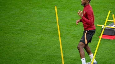 "Beşiktaş teklifini yaptı, Galatasaray da devrede"