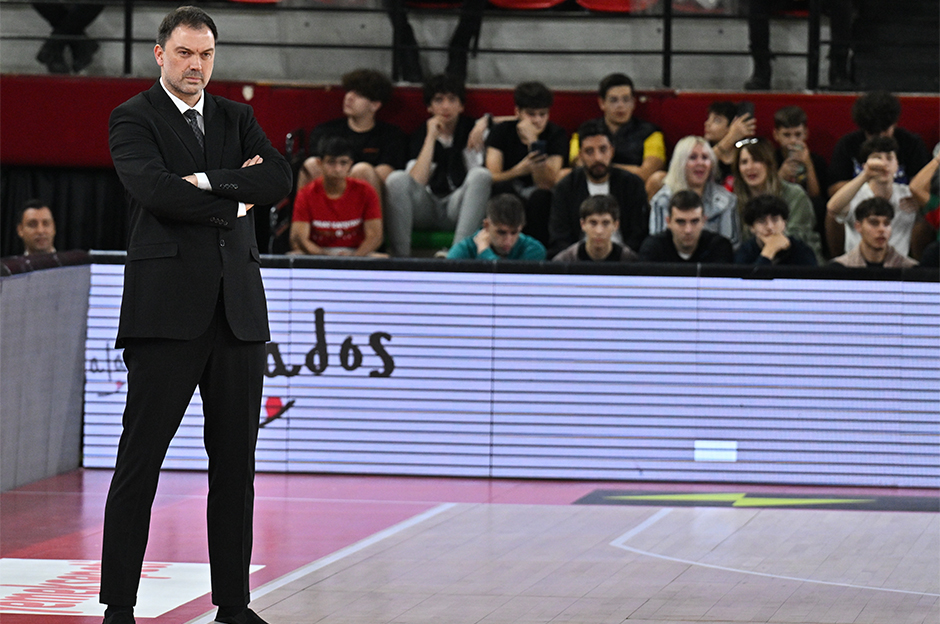 Türk Telekom'da Avrupa maçı öncesi ayrılık