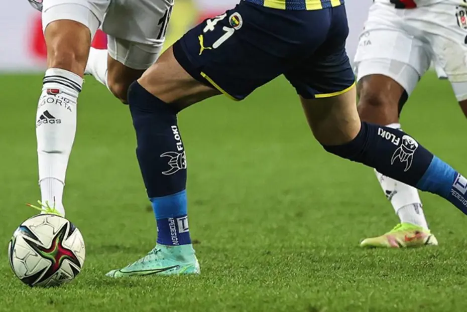 SÜPER LİG'DE DEV DERBİ | Fenerbahçe - Beşiktaş maçı ne zaman, saat kaçta, hangi kanalda? (İlk 11'ler) - 2