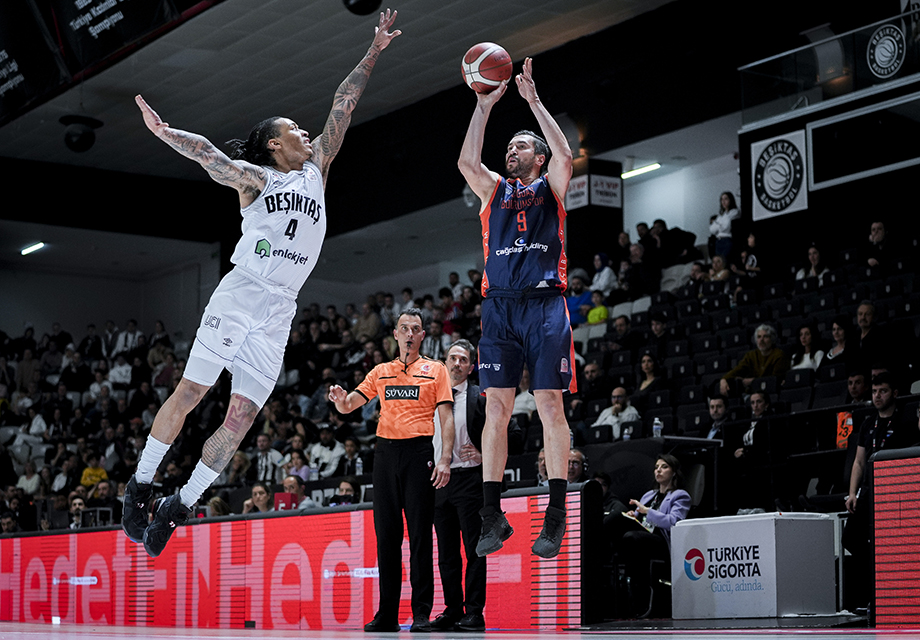 Beşiktaş Emlakjet sahasında kazandı