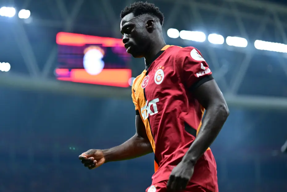 Galatasaray'da 3 yıllık imza: Menajeri İstanbul'a geldi, anlaşma sağlandı - 7